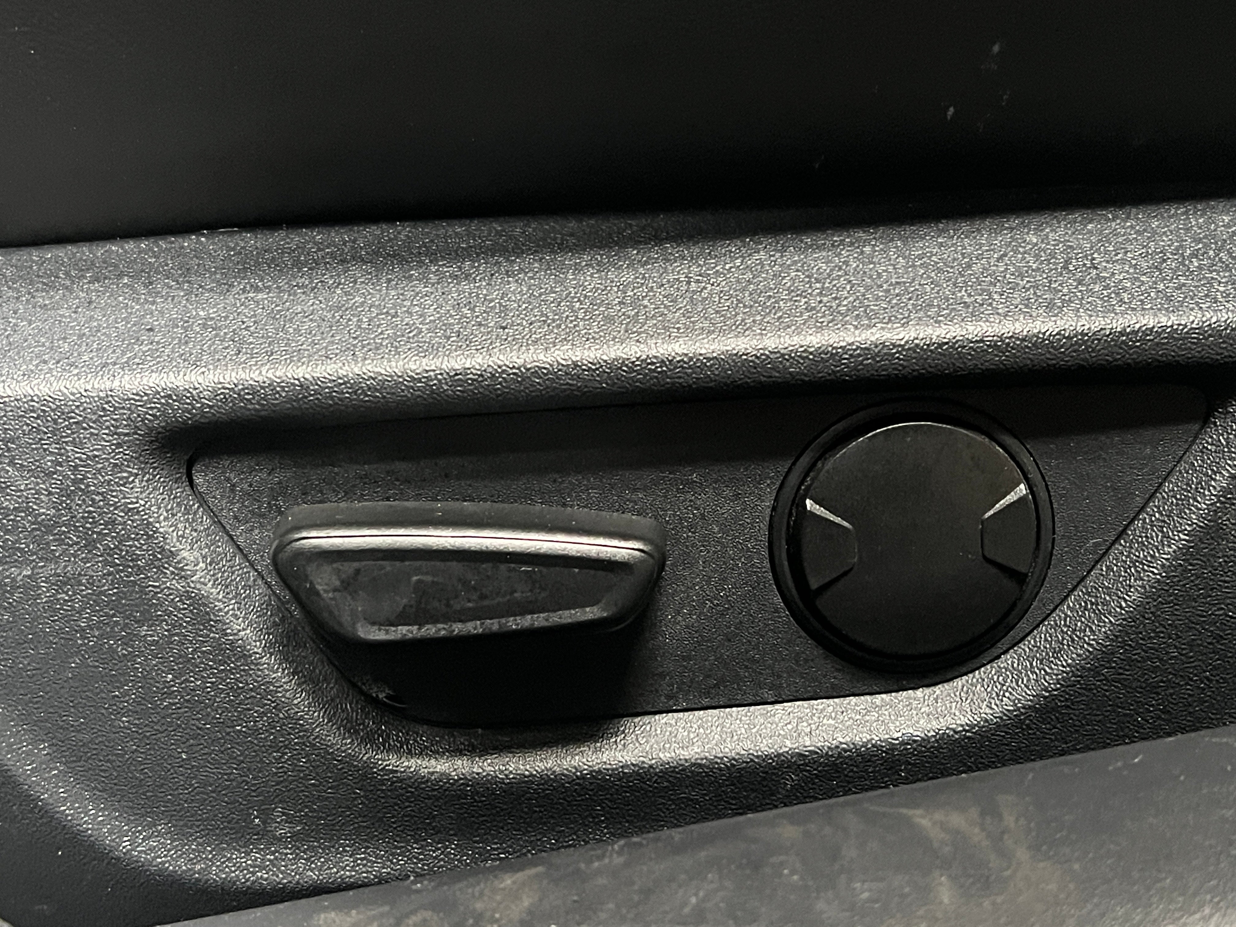 ford mustang 2024 1FAGP8UH5R5132766 image ford mustang 2024 1FAGP8UH5R5132766 image