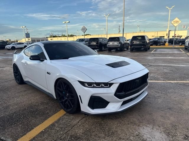 ford mustang 2024 1FA6P8CF8R5409194 image ford mustang 2024 1FA6P8CF8R5409194 image
