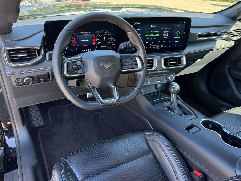 ford mustang 2024 1FA6P8TH5R5134384 image ford mustang 2024 1FA6P8TH5R5134384 image