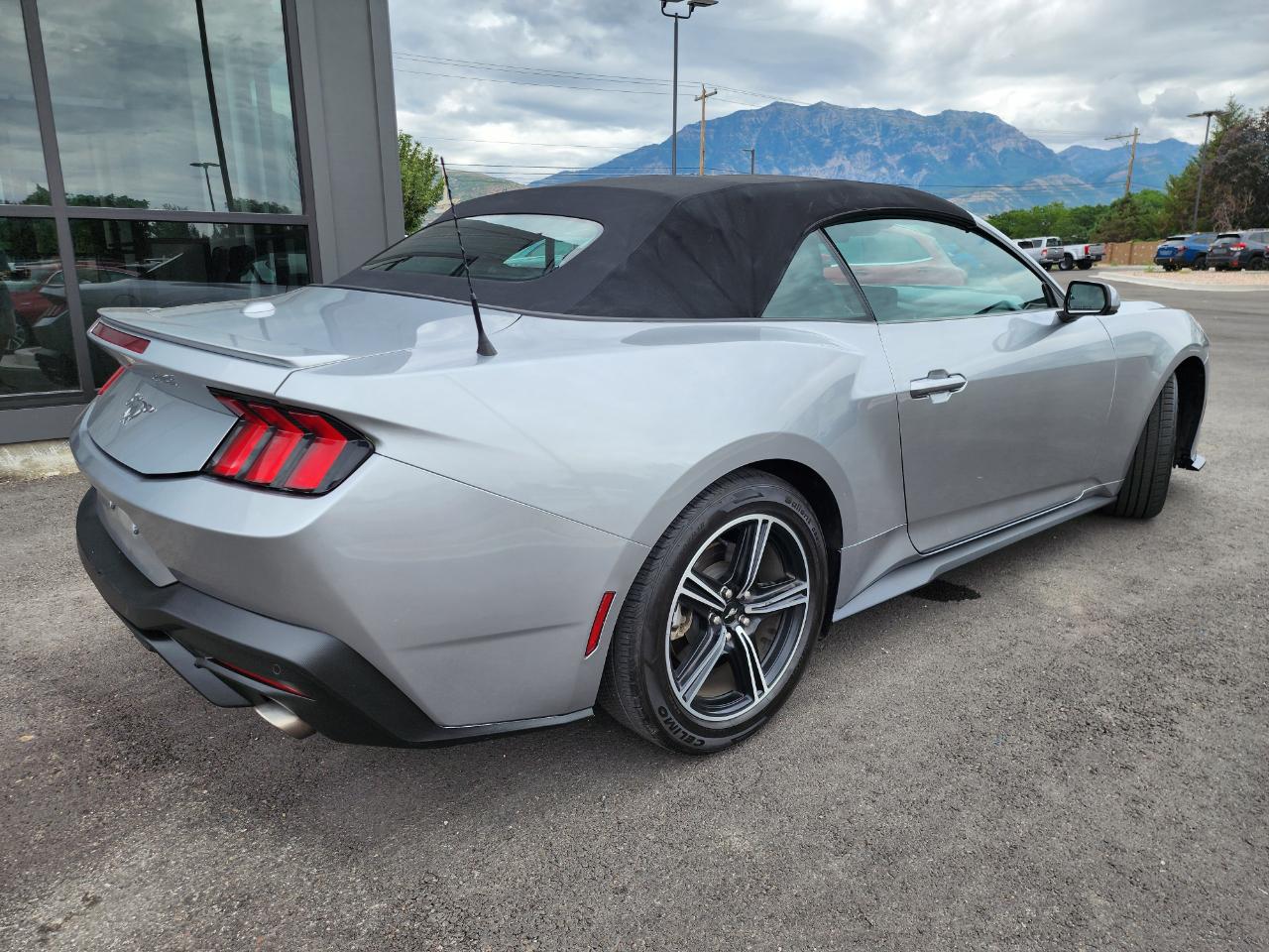 ford mustang 2024 1FAGP8UH1R5116774 image ford mustang 2024 1FAGP8UH1R5116774 image