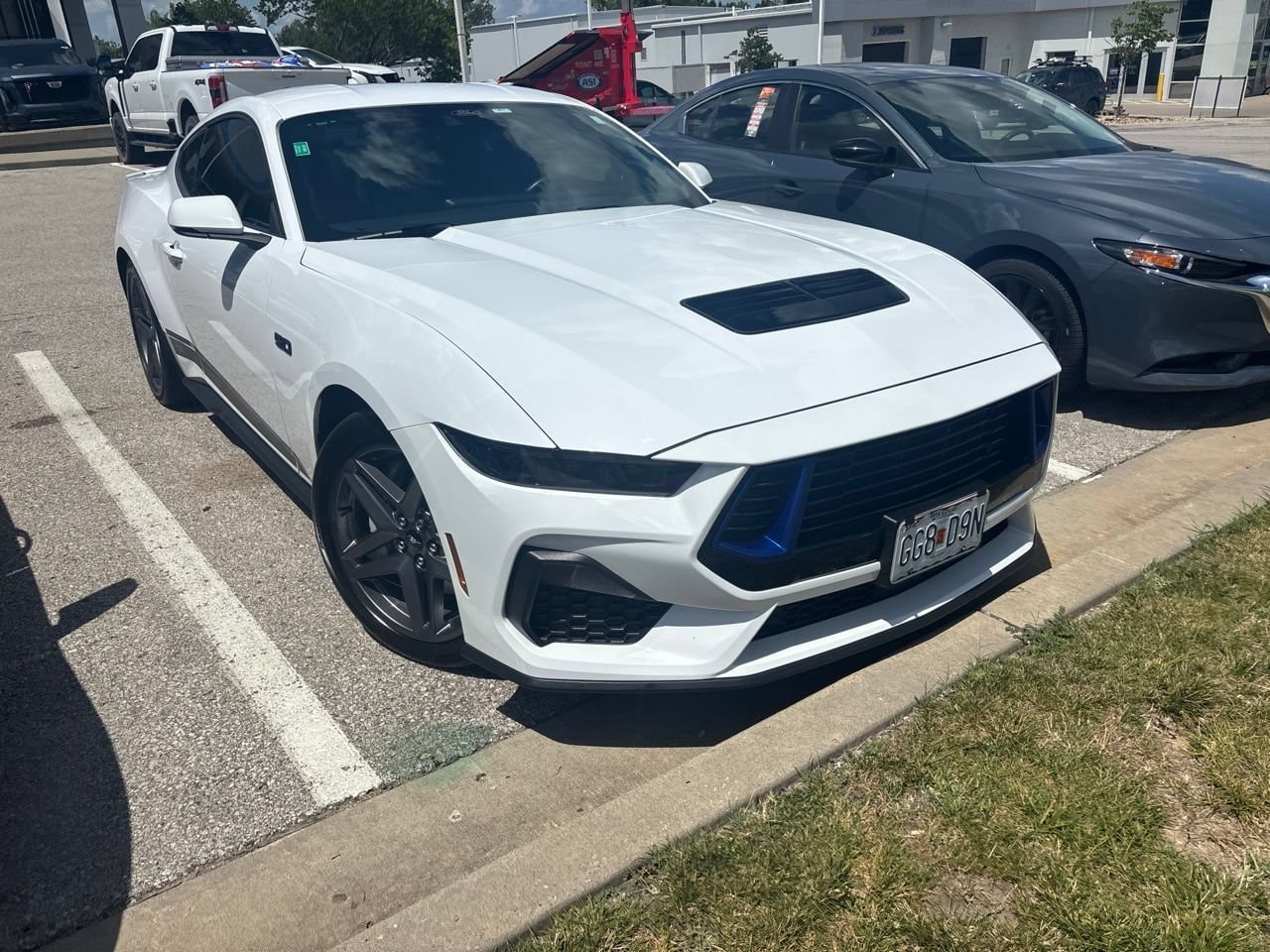 ford mustang 2024 1FA6P8CF8R5428988 image ford mustang 2024 1FA6P8CF8R5428988 image