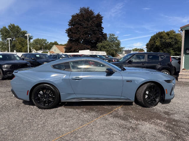ford mustang 2024 1FA6P8CF4R5431578 image ford mustang 2024 1FA6P8CF4R5431578 image
