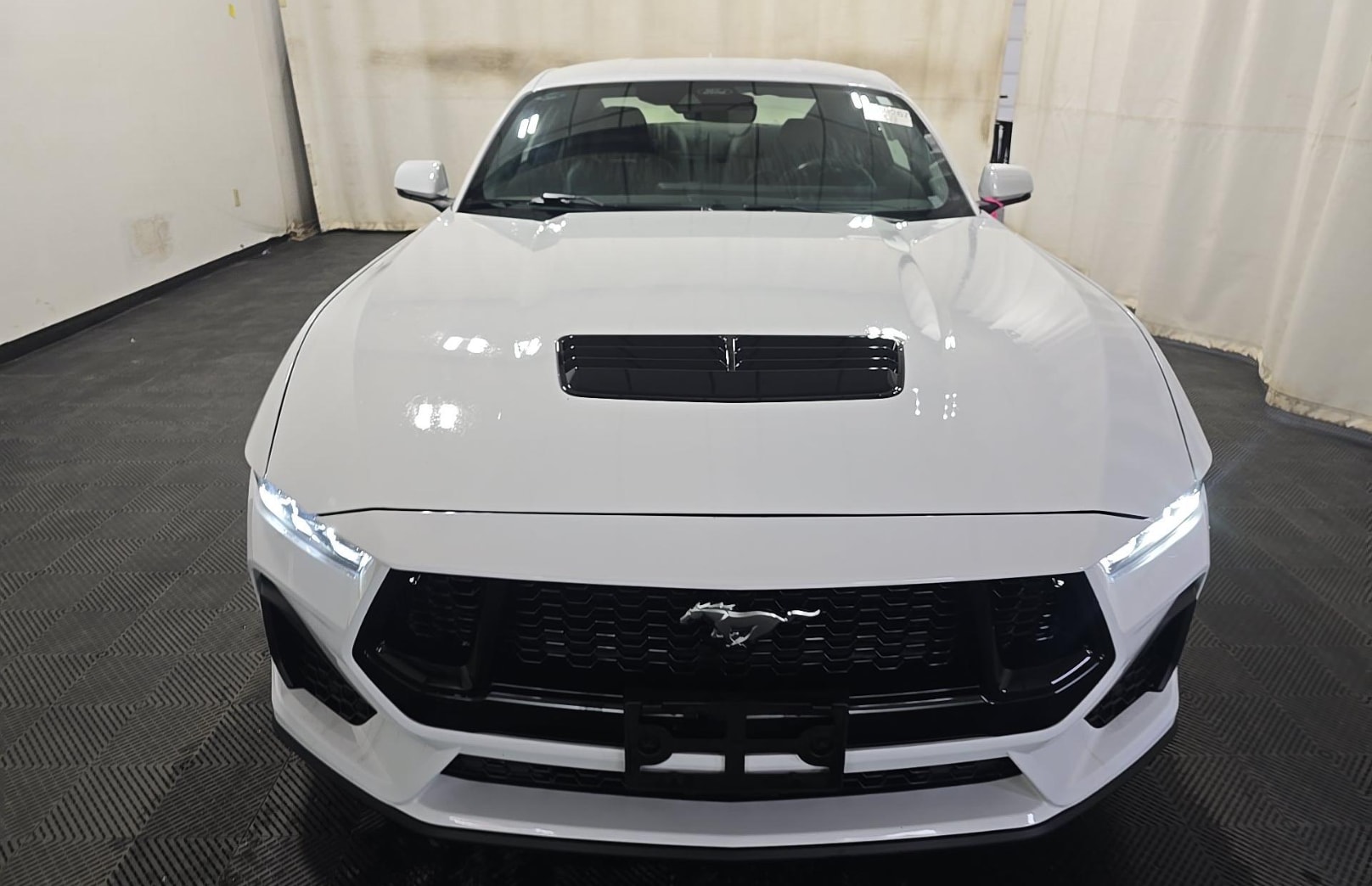 ford mustang 2024 1FA6P8CF2R5405710 image ford mustang 2024 1FA6P8CF2R5405710 image