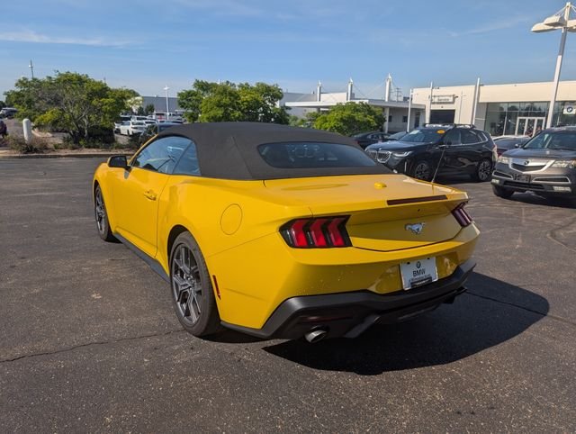 ford mustang 2024 1FAGP8UH2R5112409 image ford mustang 2024 1FAGP8UH2R5112409 image
