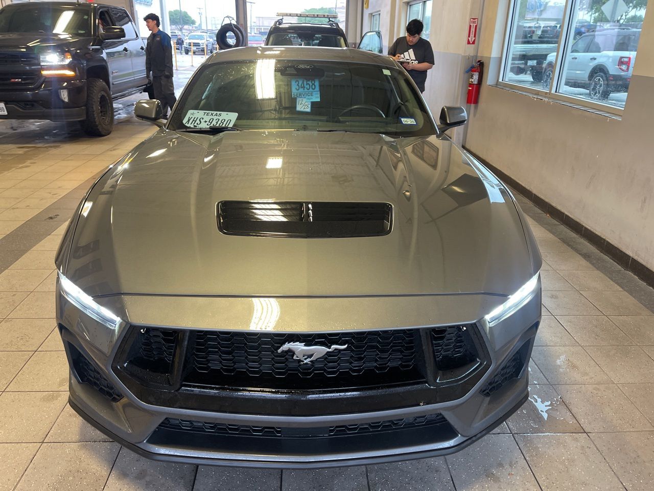 ford mustang 2024 1FA6P8CF2R5430302 image ford mustang 2024 1FA6P8CF2R5430302 image