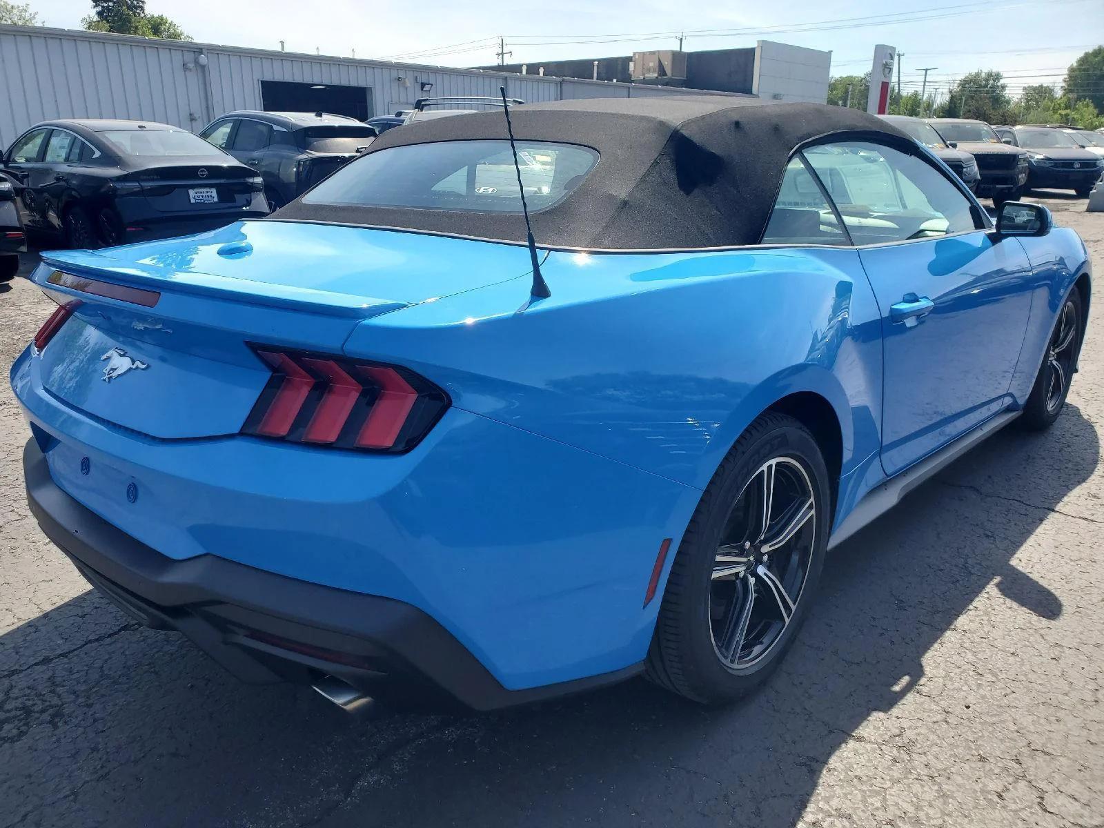 ford mustang 2024 1FAGP8UH2R5129579 image ford mustang 2024 1FAGP8UH2R5129579 image