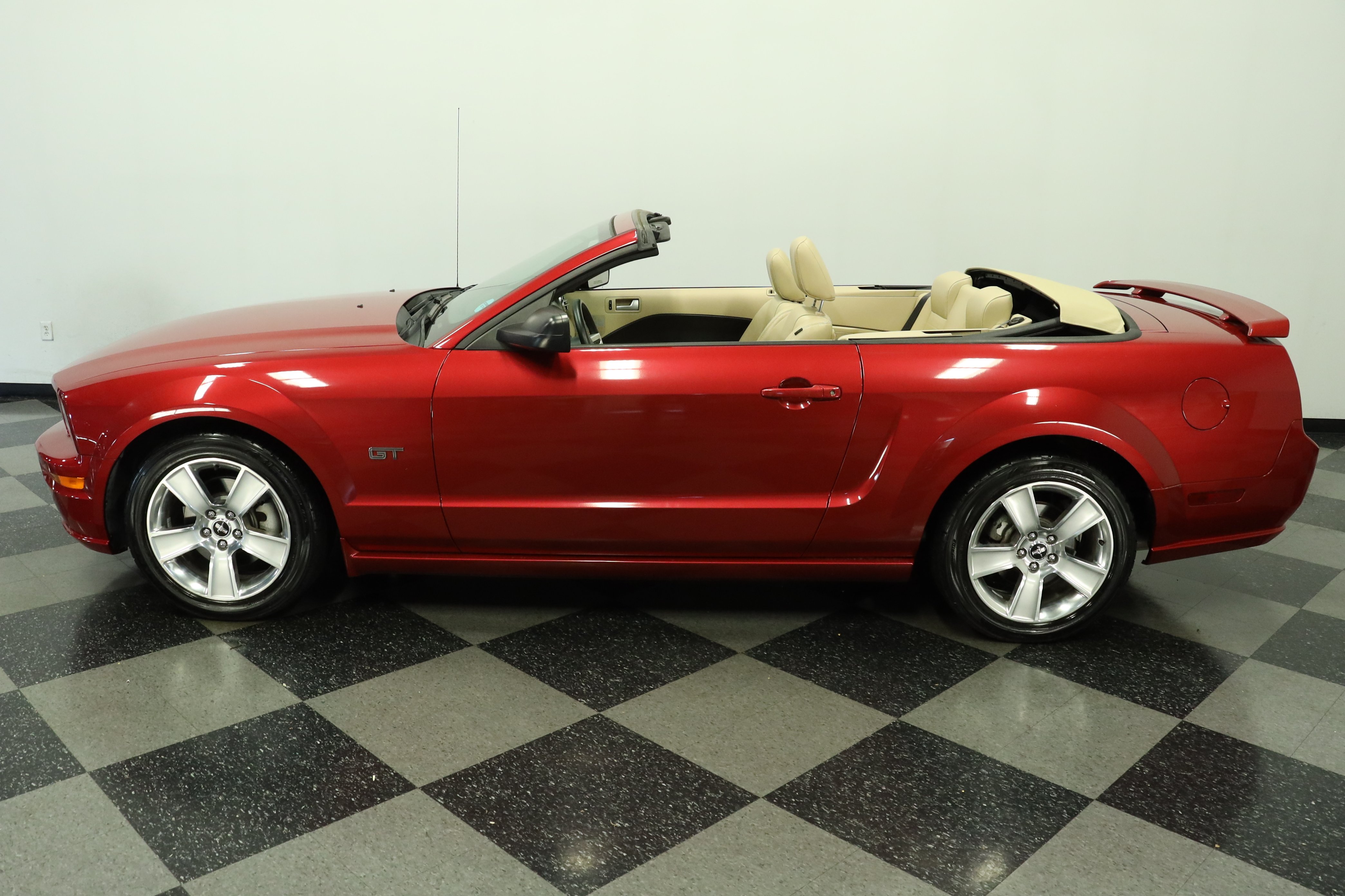 ford mustang 2006 1ZVHT85H665113399 image ford mustang 2006 1ZVHT85H665113399 image