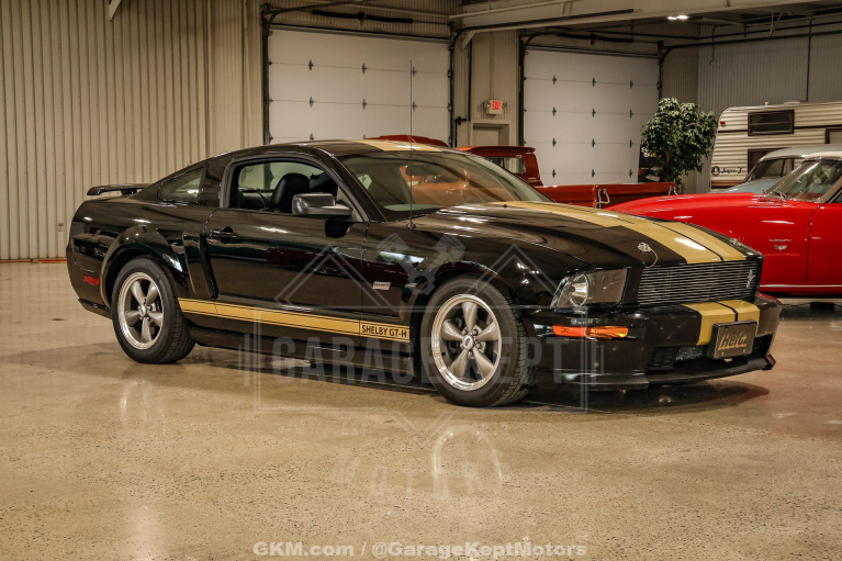 ford mustang 2006 1ZVFT82H865252137 image ford mustang 2006 1ZVFT82H865252137 image