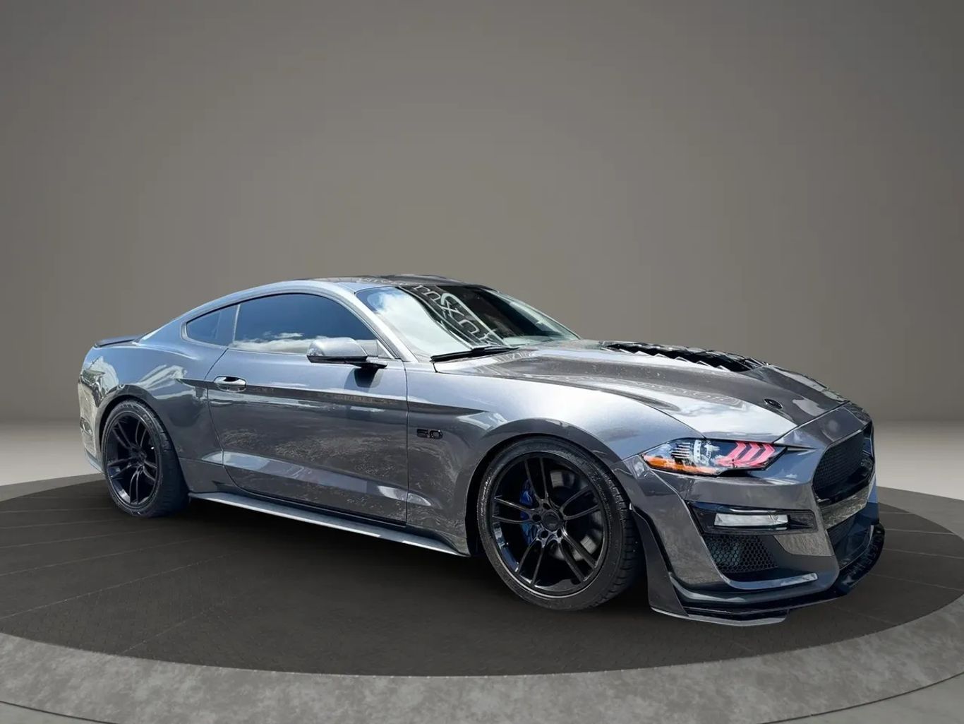 ford mustang 2020 1FA6P8CF5L5188421 image ford mustang 2020 1FA6P8CF5L5188421 image