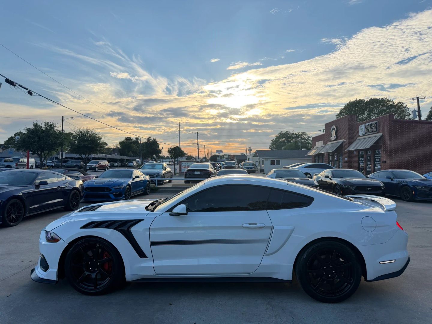 ford mustang 2020 1FA6P8CF0L5190755 image ford mustang 2020 1FA6P8CF0L5190755 image