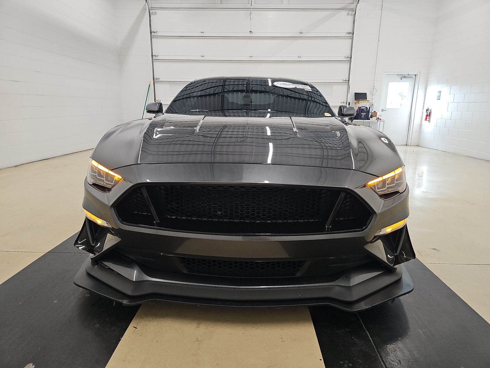 ford mustang 2020 1FA6P8CF4L5163090 image ford mustang 2020 1FA6P8CF4L5163090 image