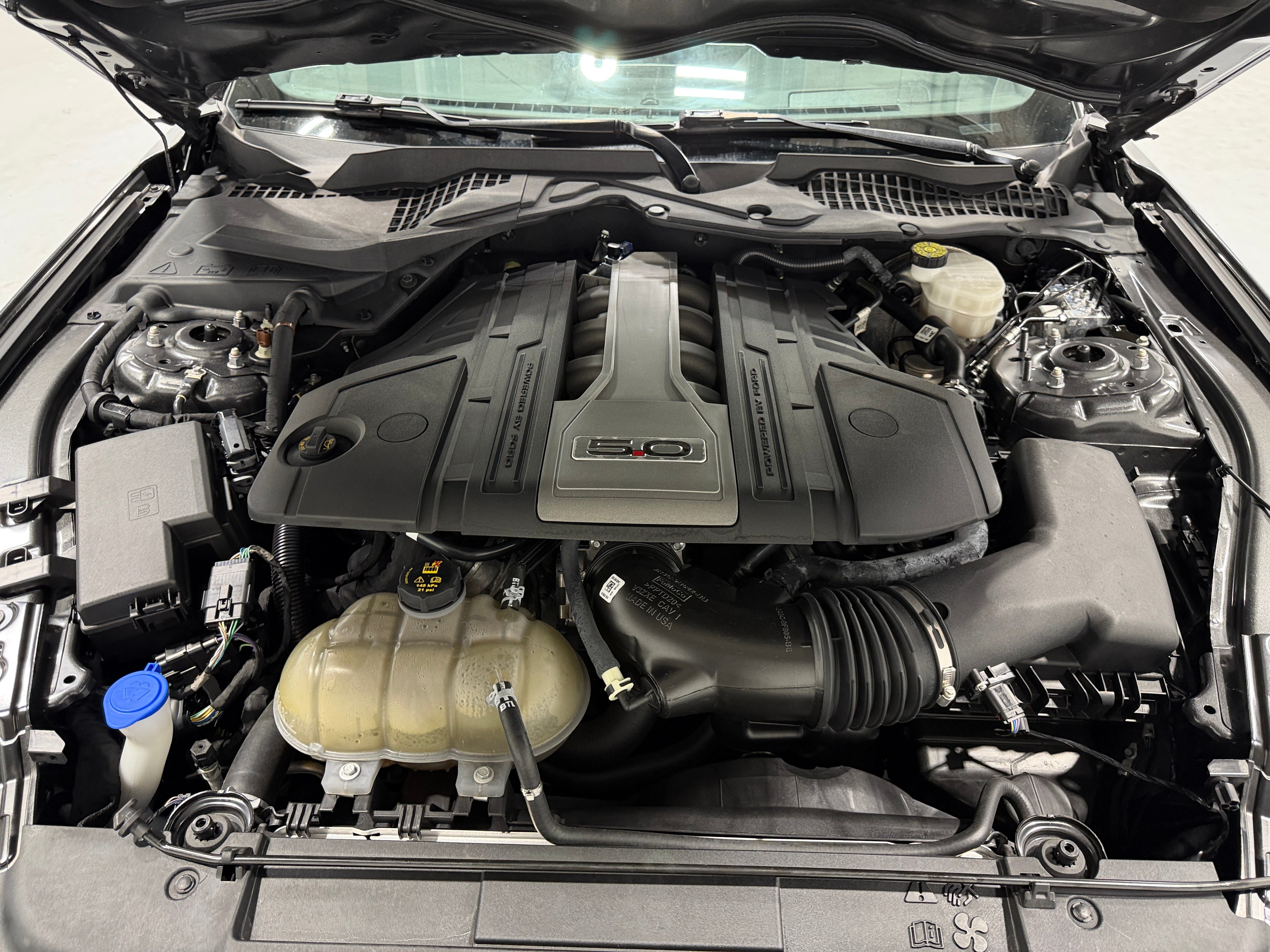 ford mustang 2020 1FA6P8CF0L5185510 image ford mustang 2020 1FA6P8CF0L5185510 image