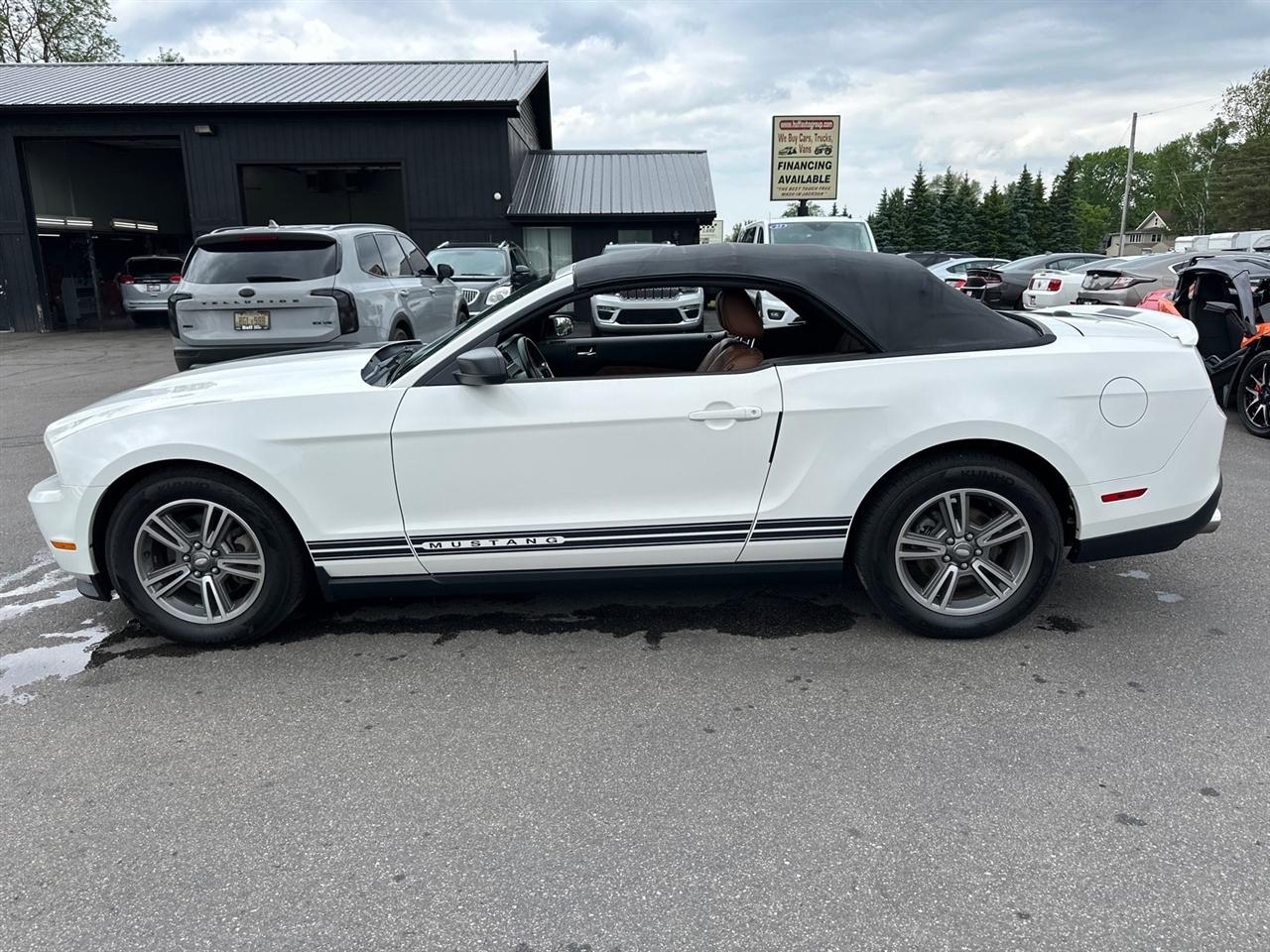 ford mustang 2011 1ZVBP8EM0B5111097 image ford mustang 2011 1ZVBP8EM0B5111097 image
