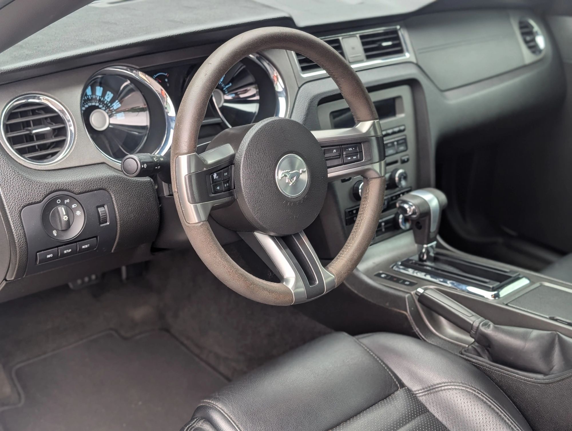 ford mustang 2011 1ZVBP8CF4B5150523 image ford mustang 2011 1ZVBP8CF4B5150523 image