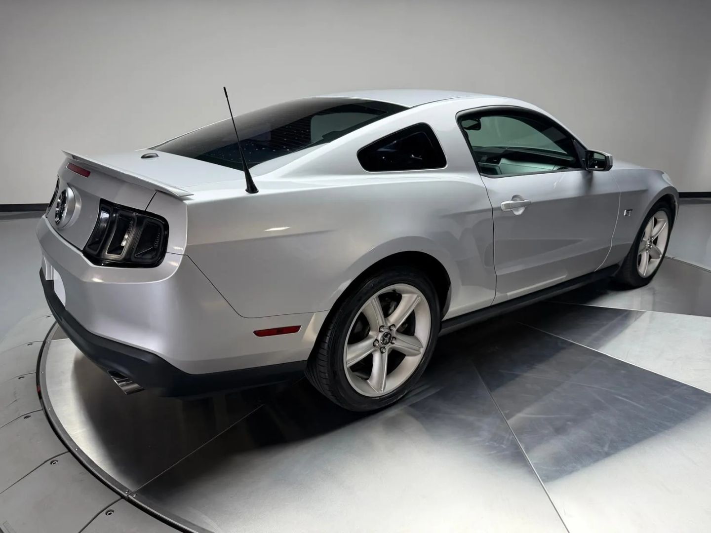 ford mustang 2010 1ZVBP8CH6A5129222 image ford mustang 2010 1ZVBP8CH6A5129222 image