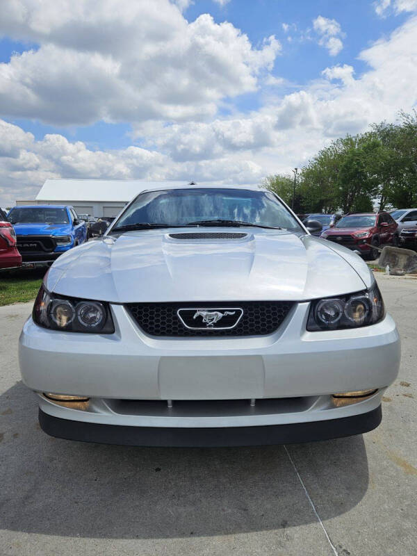 ford mustang 2000 1FAFP42X9YF106310 image ford mustang 2000 1FAFP42X9YF106310 image