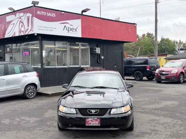 ford mustang 2000 1FAFP404XYF233107 image ford mustang 2000 1FAFP404XYF233107 image