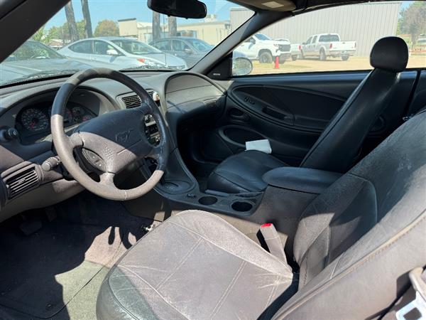 ford mustang 2001 1FAFP44481F262461 image ford mustang 2001 1FAFP44481F262461 image