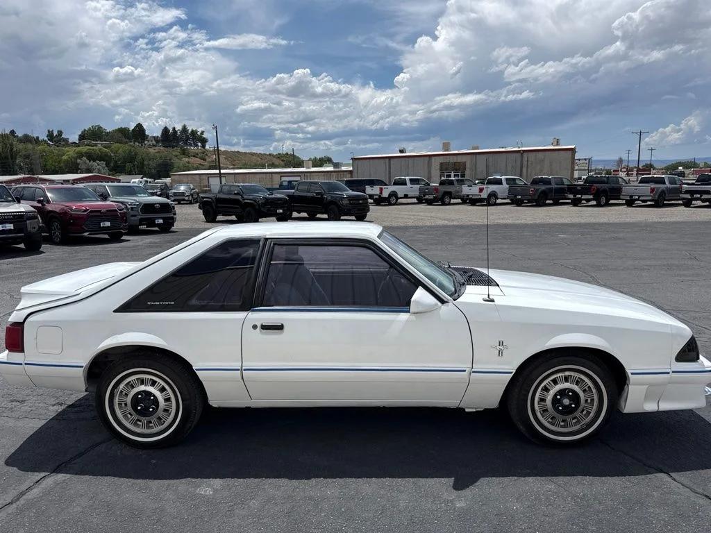 ford mustang 1989 1FABP41A2KF299385 image ford mustang 1989 1FABP41A2KF299385 image