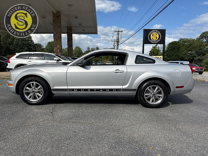 ford mustang 2005 1ZVHT80N455249252 image ford mustang 2005 1ZVHT80N455249252 image