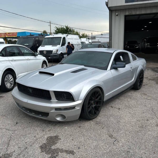 ford mustang 2005 1ZVHT82HX55136588 image ford mustang 2005 1ZVHT82HX55136588 image