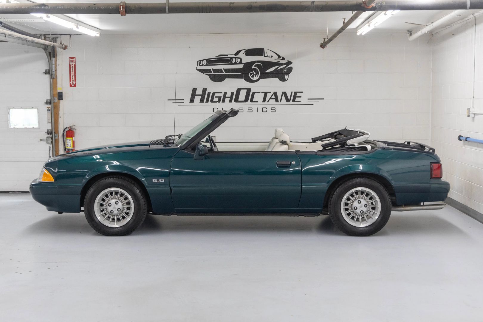 ford mustang 1990 1FACP44E3LF161696 image ford mustang 1990 1FACP44E3LF161696 image