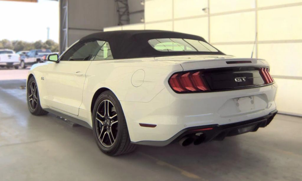 ford mustang 2022 1FATP8FF6N5116869 image ford mustang 2022 1FATP8FF6N5116869 image