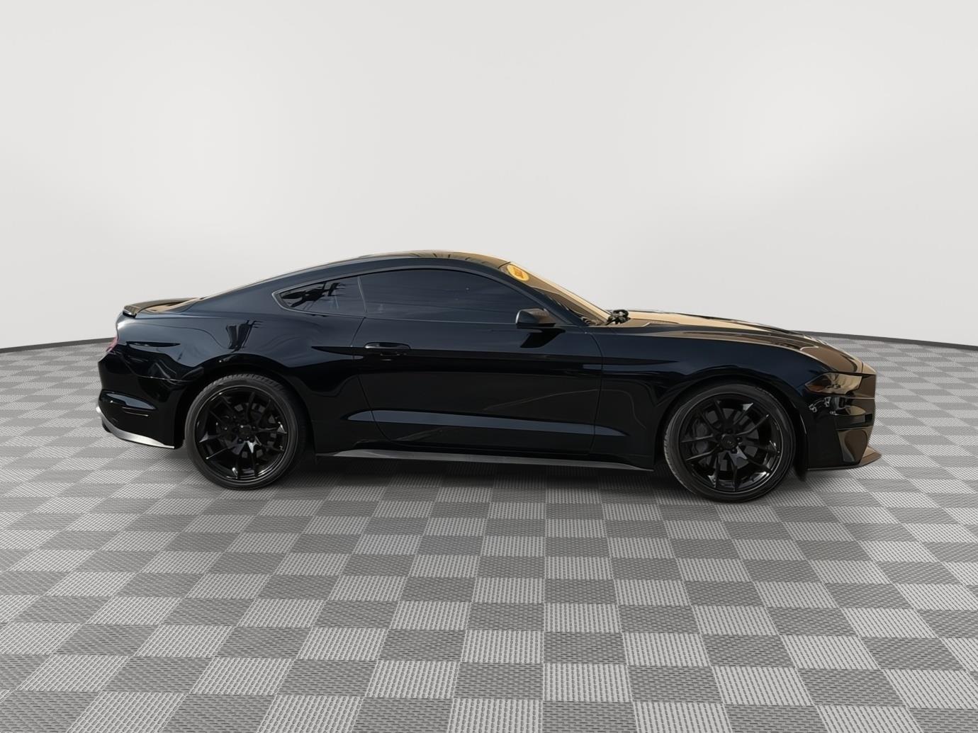 ford mustang 2022 1FA6P8CF3N5136286 image ford mustang 2022 1FA6P8CF3N5136286 image