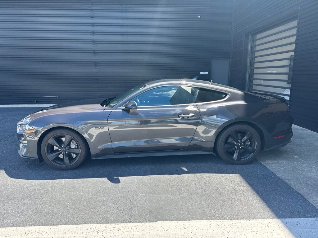 ford mustang 2022 1FA6P8CFXN5108016 image ford mustang 2022 1FA6P8CFXN5108016 image