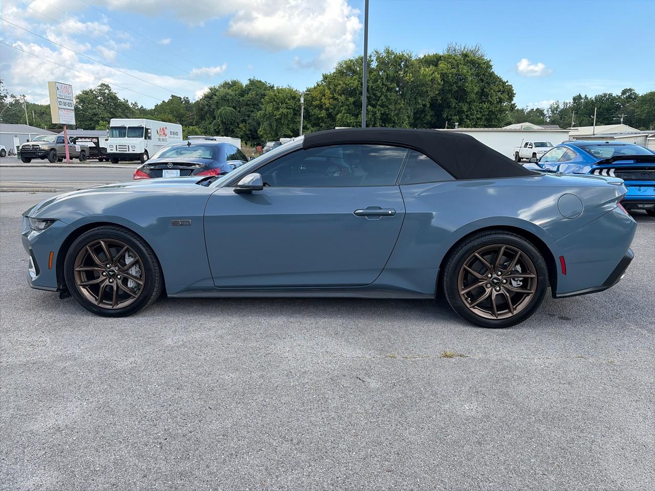 ford mustang 2025 1FAGP8FF5S5103415 image ford mustang 2025 1FAGP8FF5S5103415 image