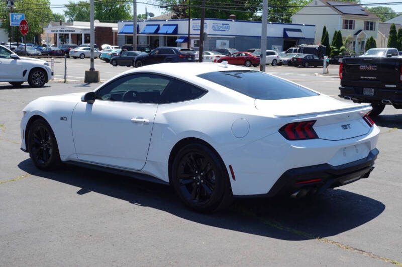 ford mustang 2025 1FA6P8CF0S5404058 image ford mustang 2025 1FA6P8CF0S5404058 image