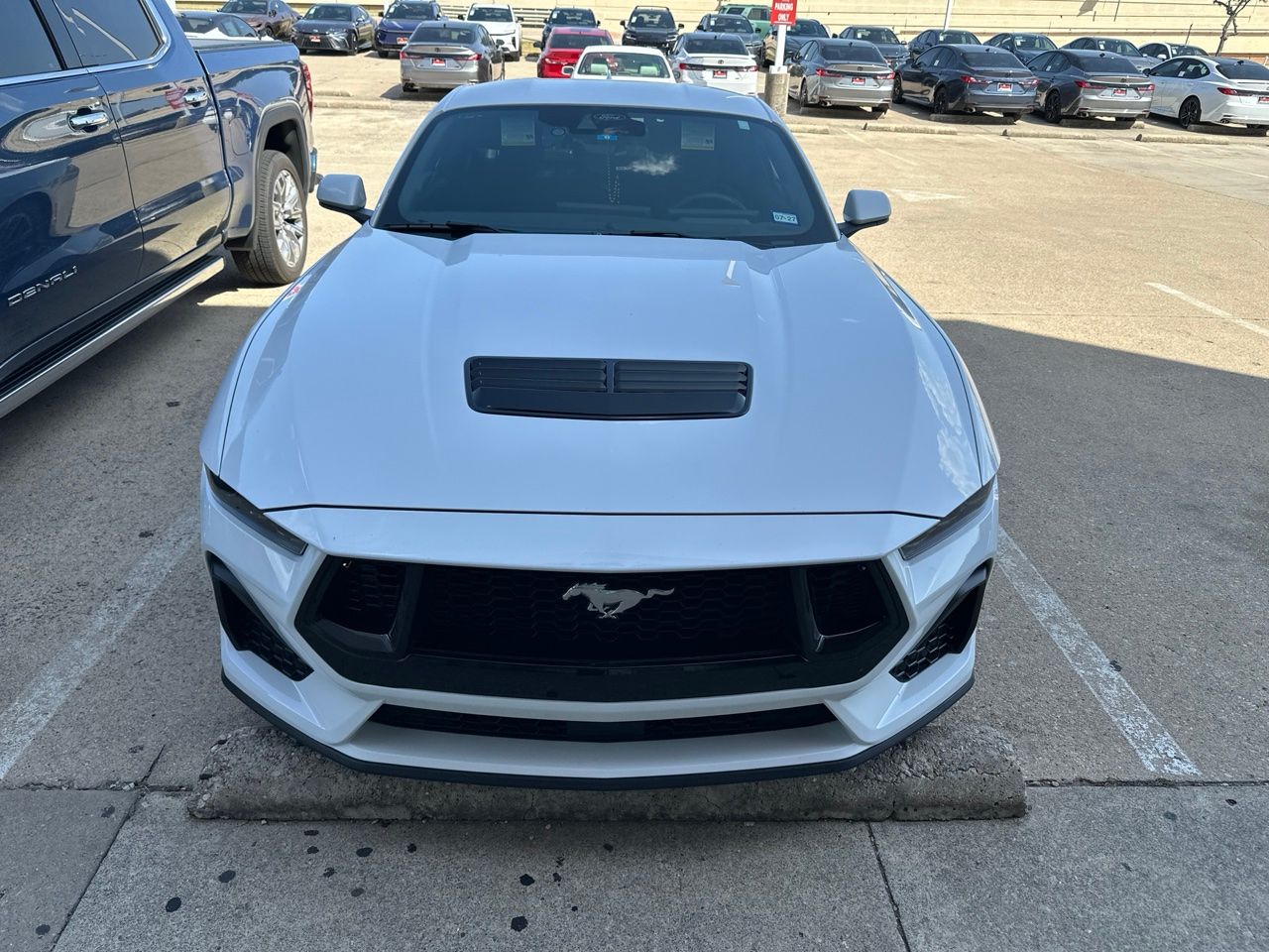 ford mustang 2025 1FA6P8CF7S5411086 image ford mustang 2025 1FA6P8CF7S5411086 image
