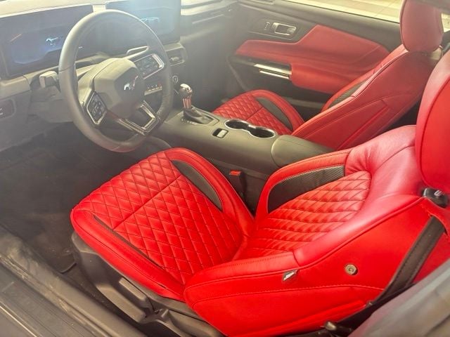 ford mustang 2025 1FA6P8THXS5120874 image ford mustang 2025 1FA6P8THXS5120874 image