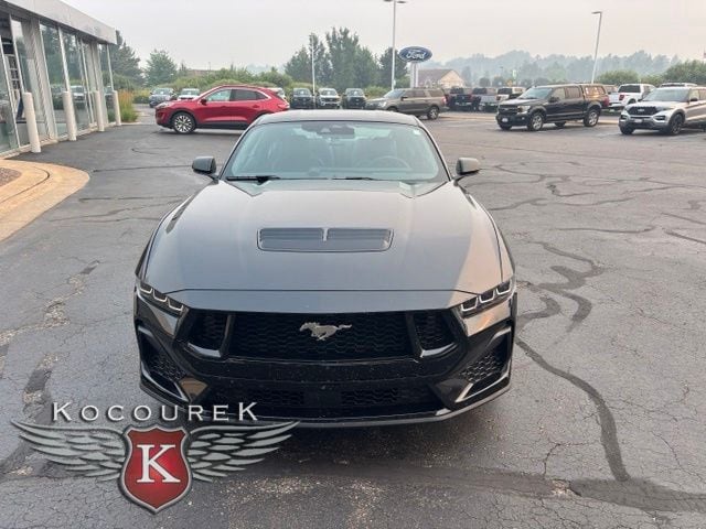 ford mustang 2025 1FA6P8CF3S5404880 image ford mustang 2025 1FA6P8CF3S5404880 image