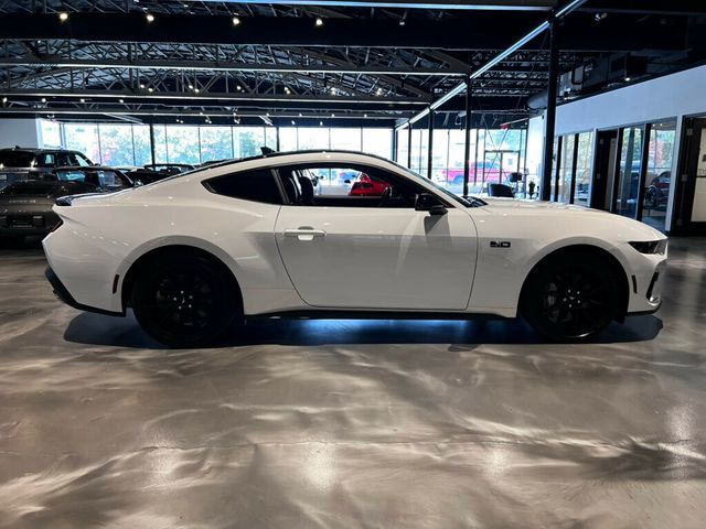 ford mustang 2025 1FA6P8CF7S5413615 image ford mustang 2025 1FA6P8CF7S5413615 image