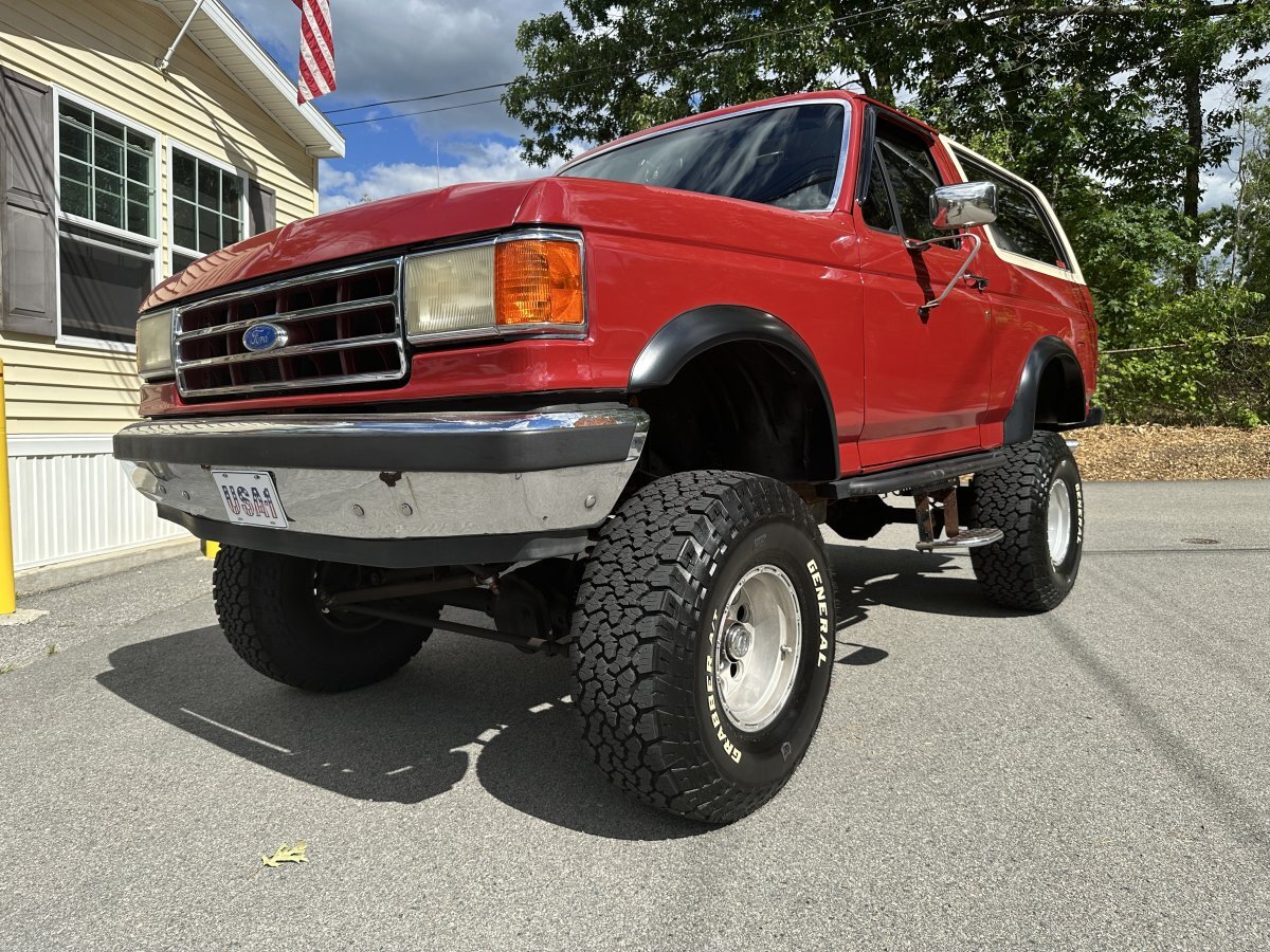 ford bronco 1990 1FMEU15NXLLA77154 image ford bronco 1990 1FMEU15NXLLA77154 image