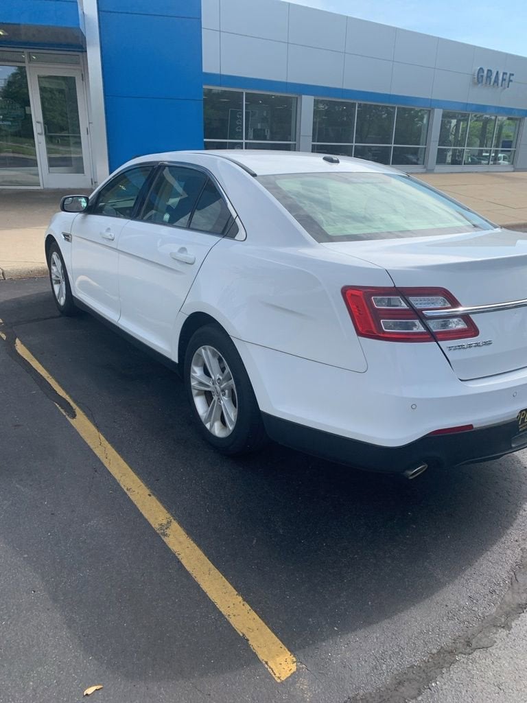 ford taurus 2016 1FAHP2E80GG136550 image ford taurus 2016 1FAHP2E80GG136550 image