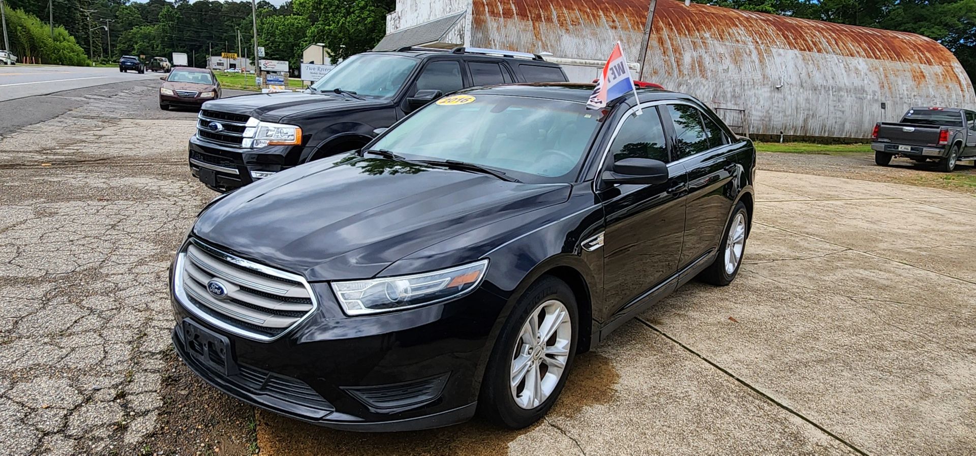 ford taurus 2016 1FAHP2D82GG141170 image ford taurus 2016 1FAHP2D82GG141170 image