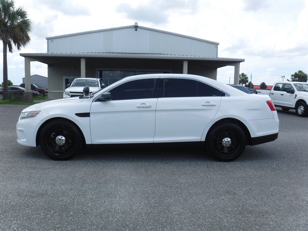 ford taurus 2019 1FAHP2L82KG109118 image ford taurus 2019 1FAHP2L82KG109118 image