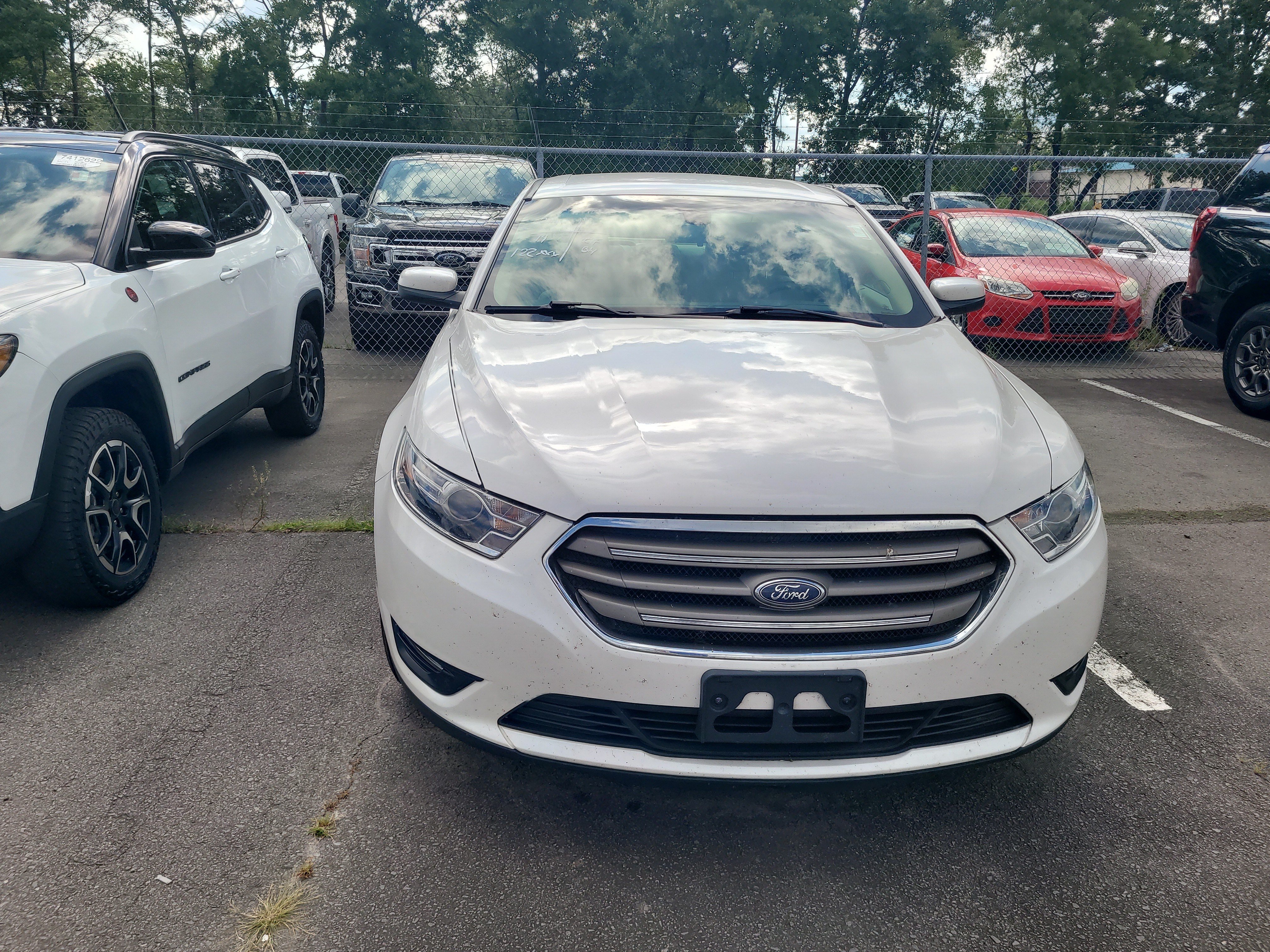 ford taurus 2019 1FAHP2E84KG100255 image ford taurus 2019 1FAHP2E84KG100255 image