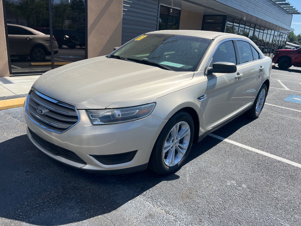 ford taurus 2018 1FAHP2D81JG119409 image ford taurus 2018 1FAHP2D81JG119409 image