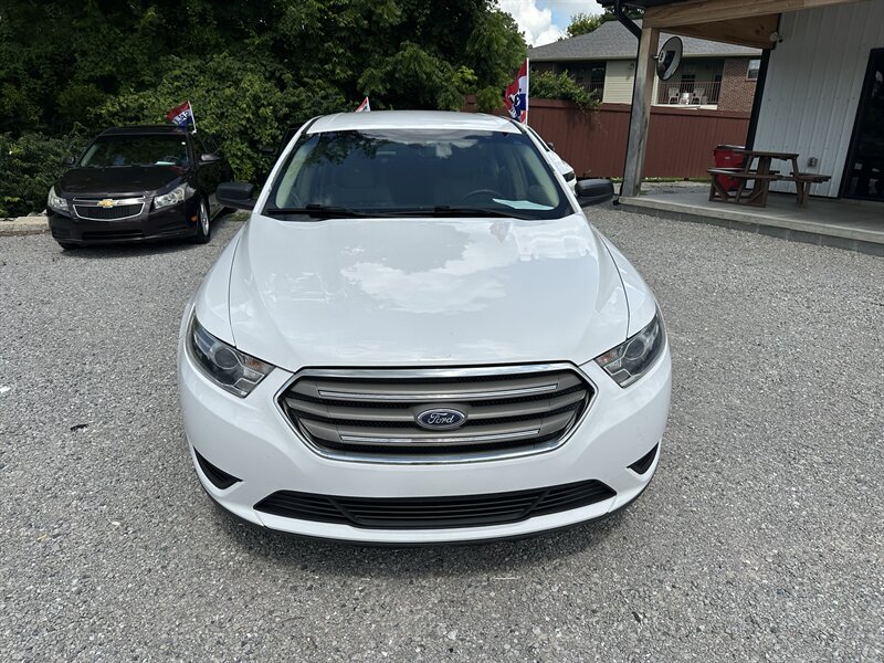 ford taurus 2018 1FAHP2D86JG109149 image ford taurus 2018 1FAHP2D86JG109149 image