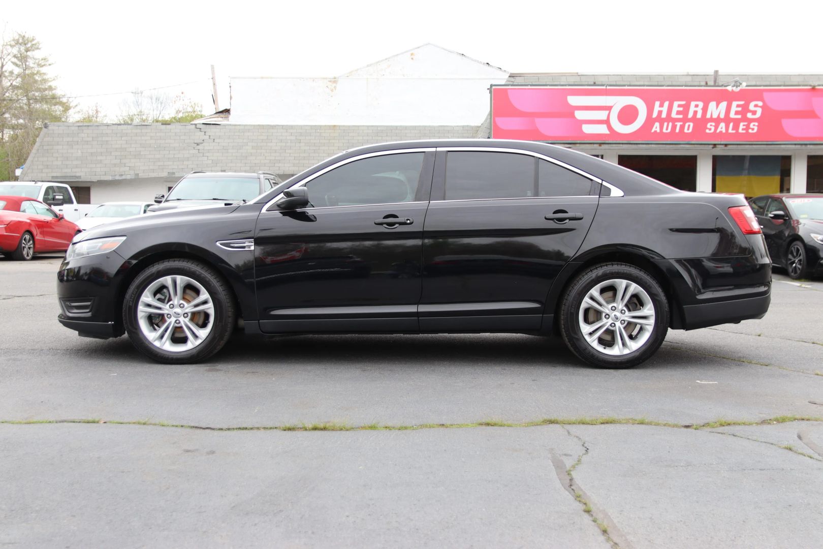 ford taurus 2018 1FAHP2H80JG102837 image ford taurus 2018 1FAHP2H80JG102837 image