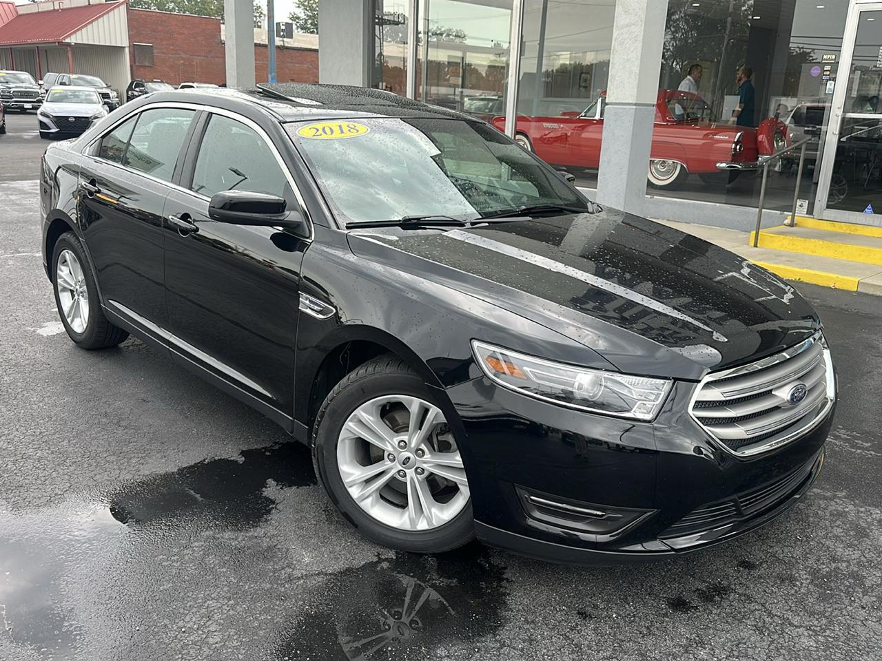 ford taurus 2018 1FAHP2E83JG123296 image ford taurus 2018 1FAHP2E83JG123296 image