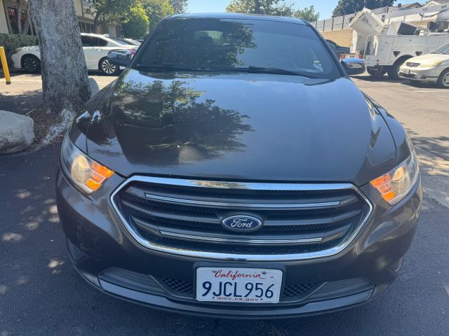 ford taurus 2018 1FAHP2F83JG116136 image ford taurus 2018 1FAHP2F83JG116136 image