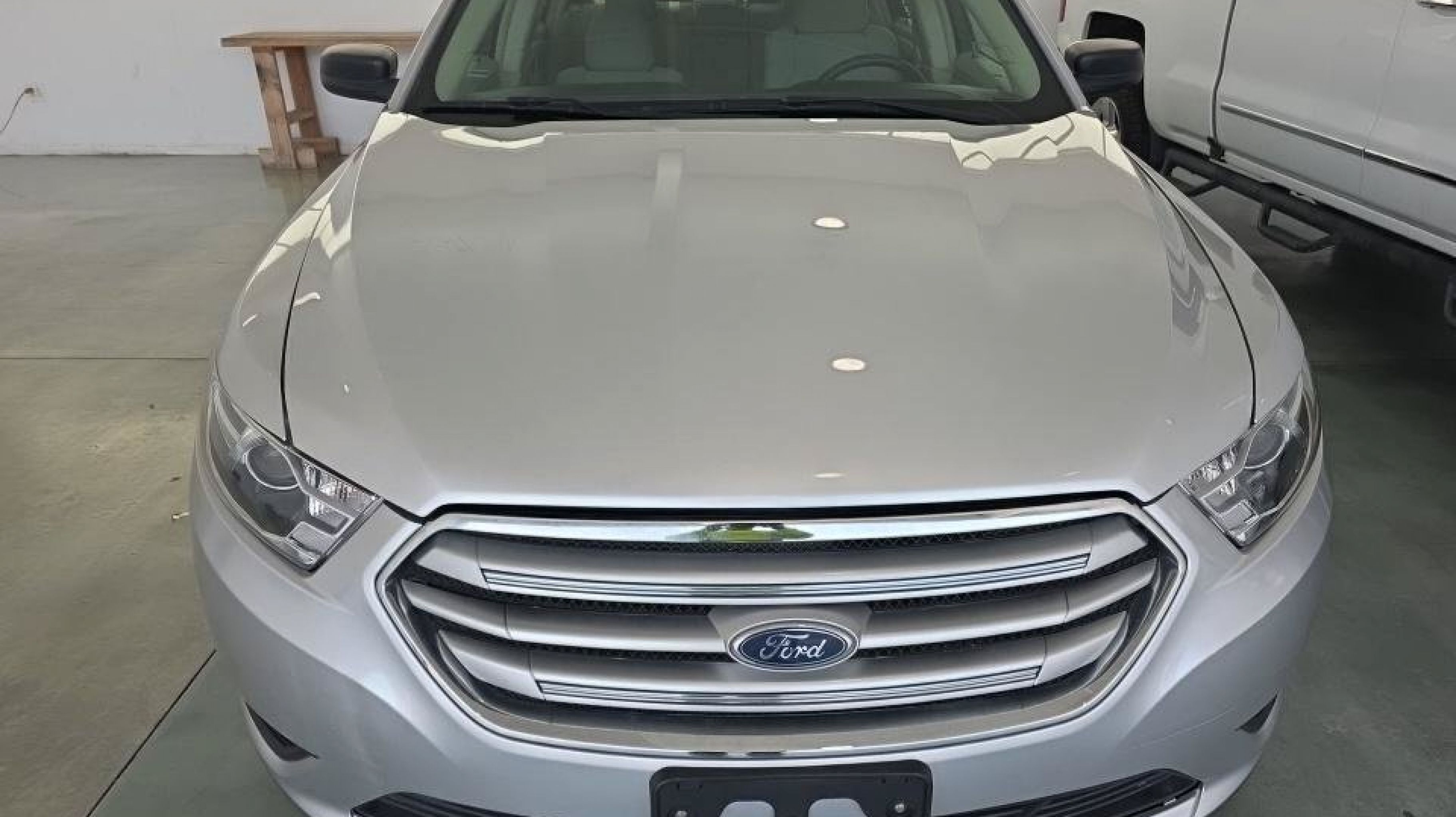 ford taurus 2018 1FAHP2D85JG103116 image ford taurus 2018 1FAHP2D85JG103116 image