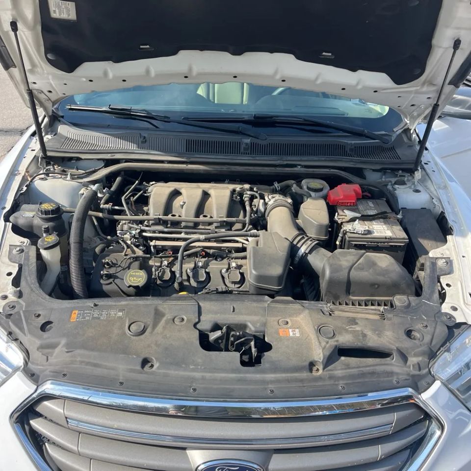 ford taurus 2018 1FAHP2D84JG115354 image ford taurus 2018 1FAHP2D84JG115354 image