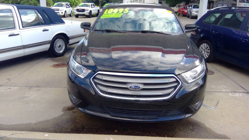 ford taurus 2018 1FAHP2E83JG105672 image ford taurus 2018 1FAHP2E83JG105672 image