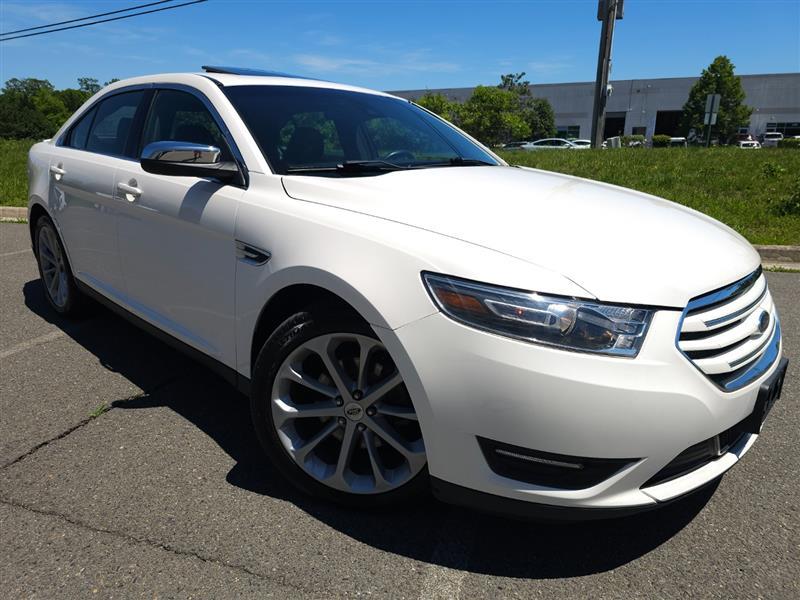 ford taurus 2017 1FAHP2J88HG131054 image ford taurus 2017 1FAHP2J88HG131054 image
