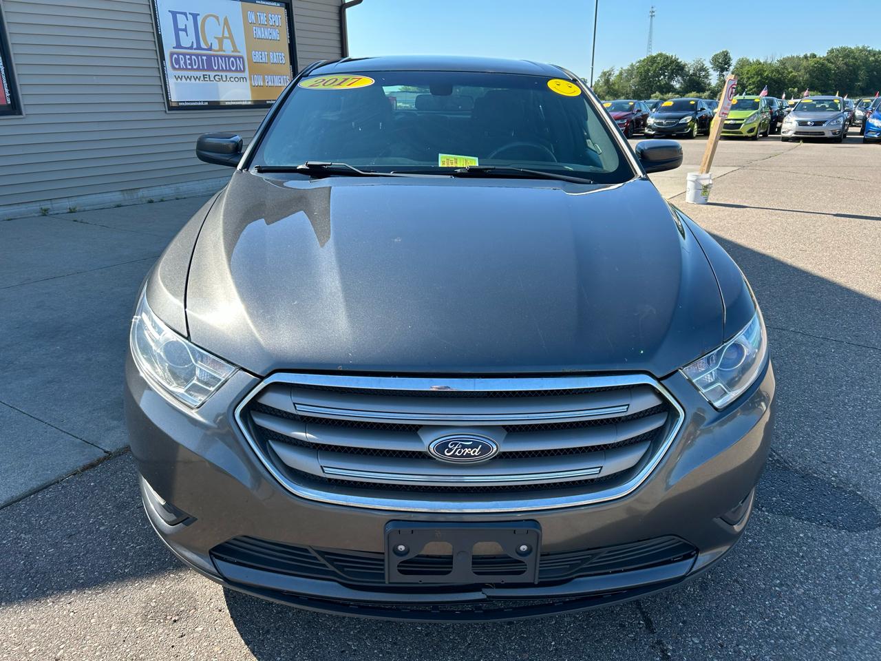 ford taurus 2017 1FAHP2H83HG113387 image ford taurus 2017 1FAHP2H83HG113387 image